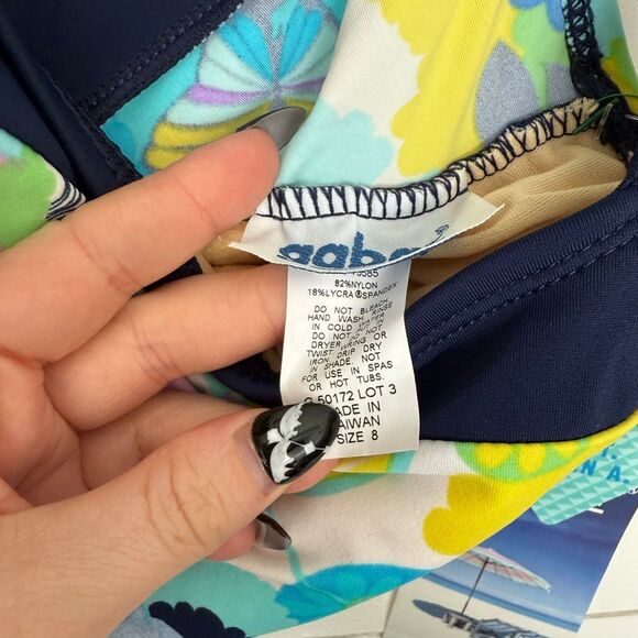 Gabar Women’s 8 Navy White Floral One Piece Swim New - Picture 3 of 5